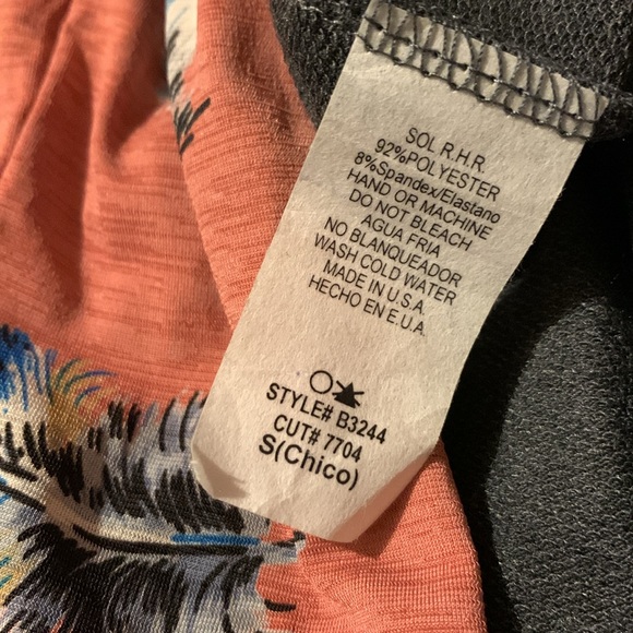 Feathers & Cactus Raglan Top - Picture 6 of 7